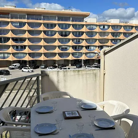 Climatise, Parking - 4 Pers. - Fr-1-250-338 لو غراو دو روا